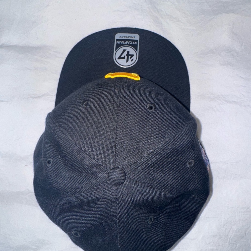 47 Brand Pittsburgh Pirates Captain Snapback Hat - Picture 2 of 7